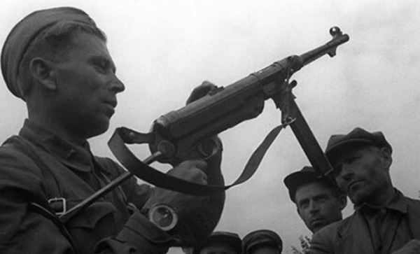 Использование немецких трофейных пистолетов-пулемётов в СССР