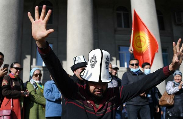 <br />
Правительство Киргизии ушло в отставку<br />
