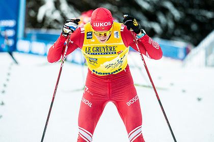 Большунов вновь обошел норвежцев и выиграл классический масс-старт на Кубке мира