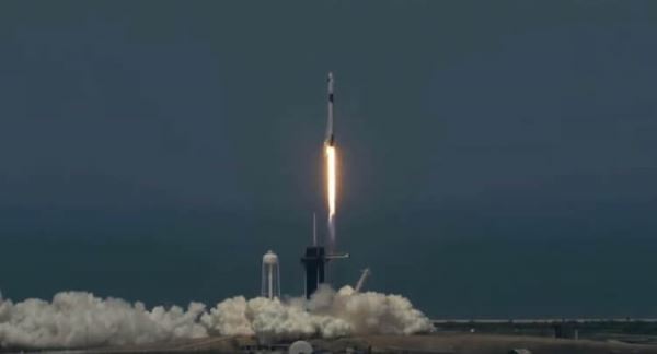 SpaceX купила две буровые установки за 3,5 миллиона долларов. Но зачем?